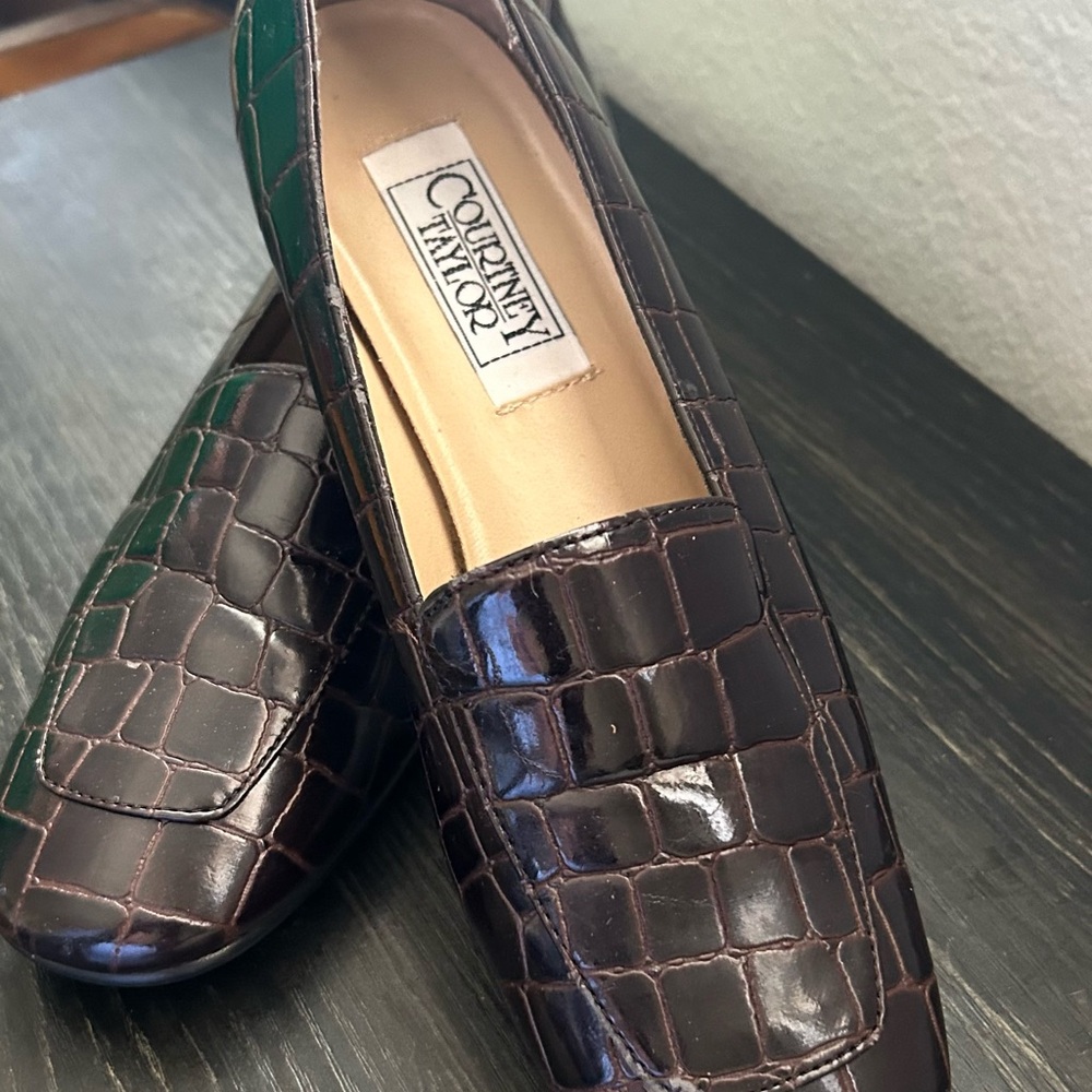 Loafers Croc-Embossed PatentLeather Loafers in Dark Brown by Courtney Taylor 6 M